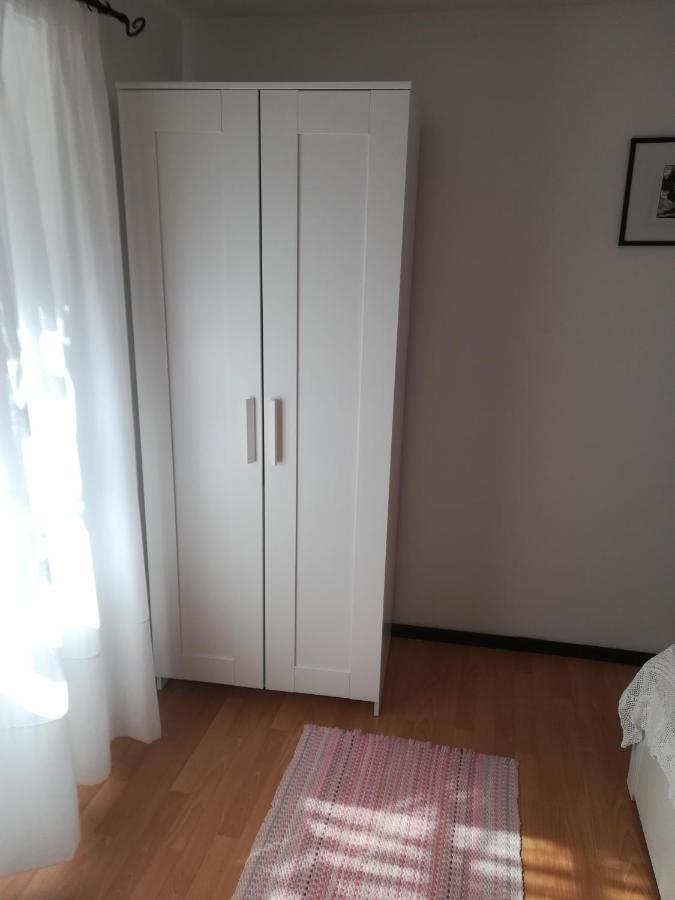 Apartman Legac Стариград Екстериор снимка